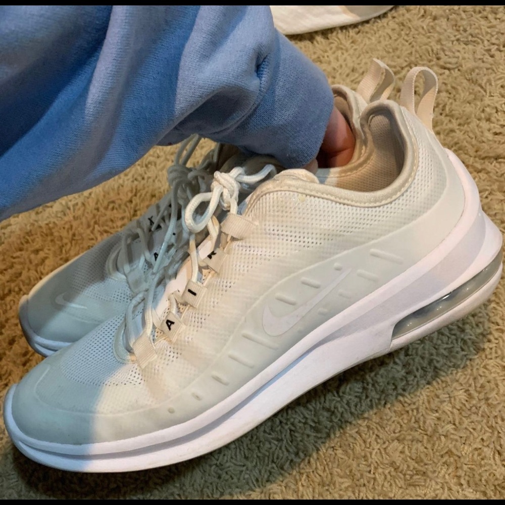 nike air sneakers
